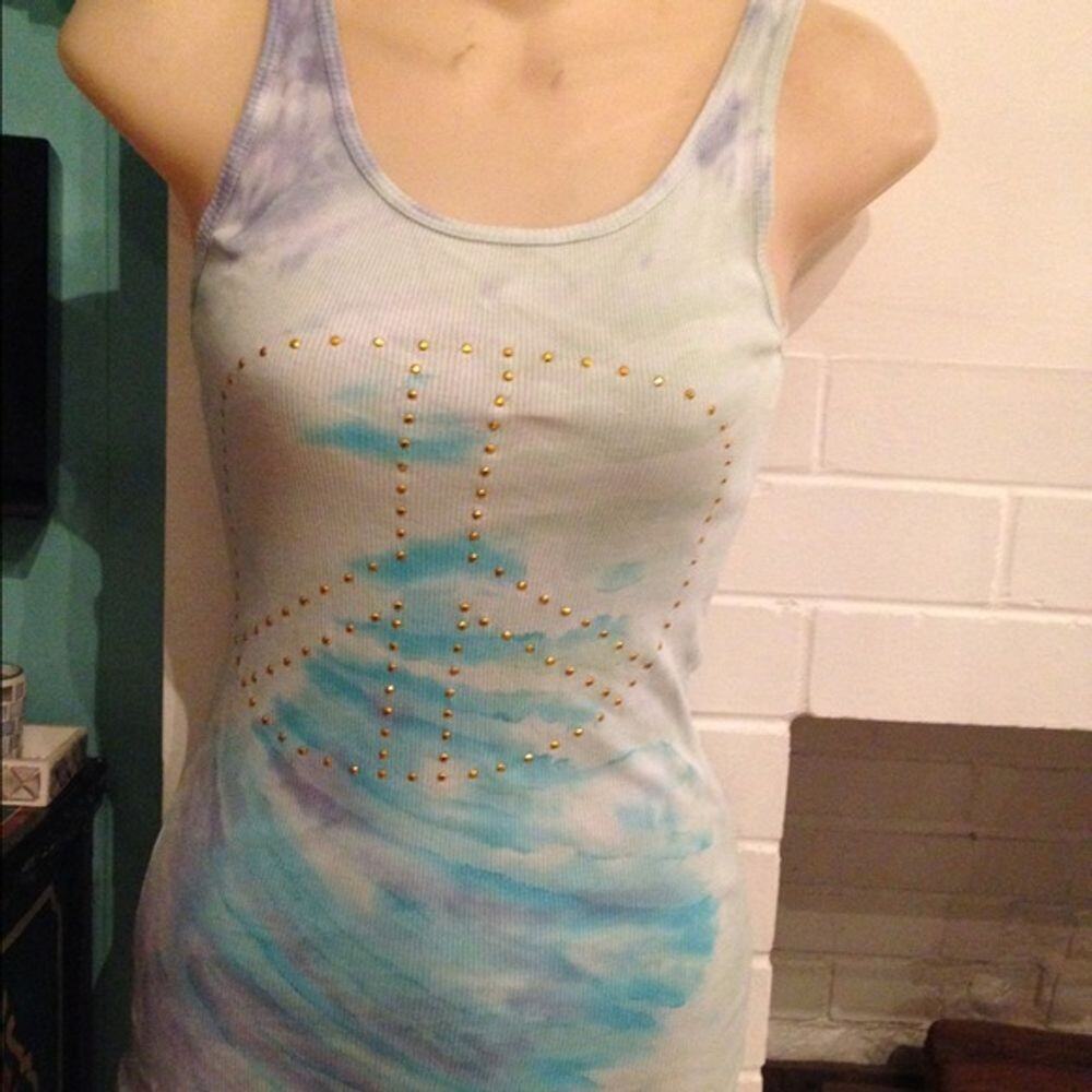VINTAGE Y2K URBAN OUTFITTERS TIE DYE RIBBED TANK TOP HIPPIE STUDDED PEACE SIGN S
